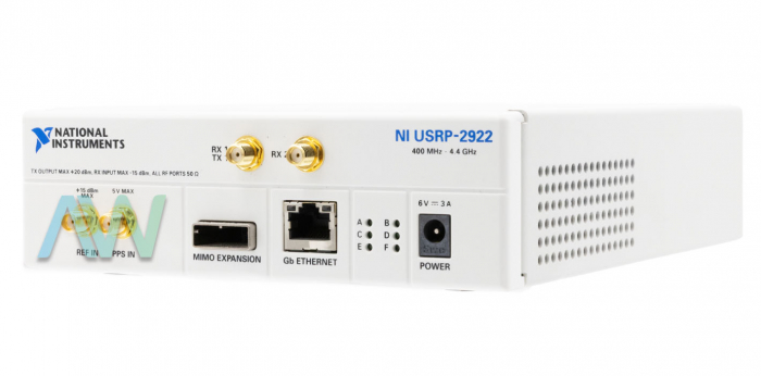 781909-01 USRP-2922 Software Defined Radio Device | Apex Waves | Image